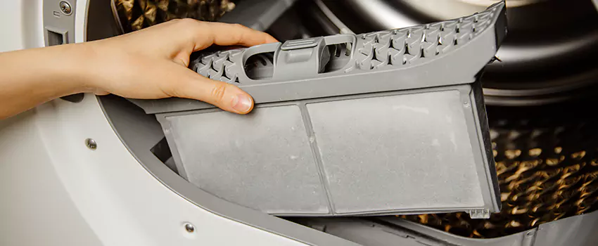 Signs Of A Clogged Dryer Lint Trap in Maplewood, New Jersey